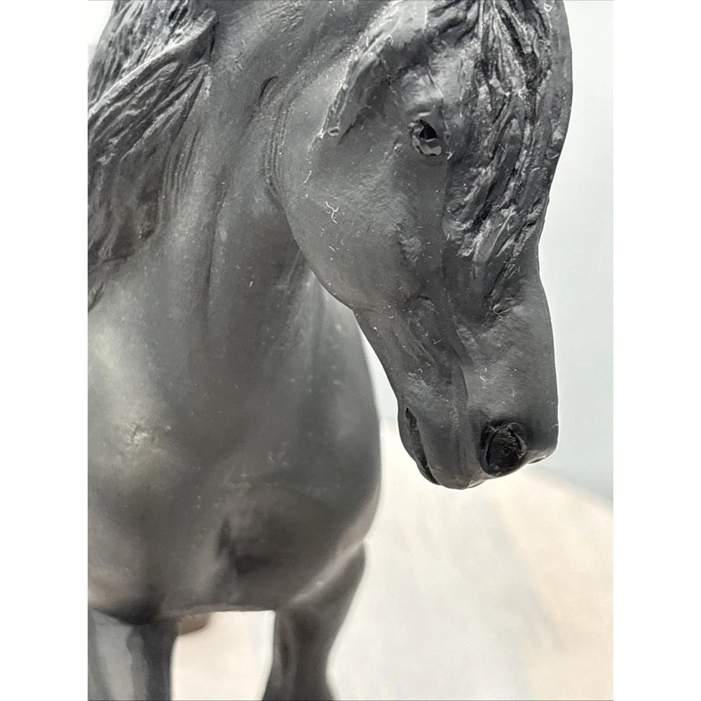 Friesian Stallion, Model #485, 1992-1995 Breyer Reeves Matte Black USA VTG